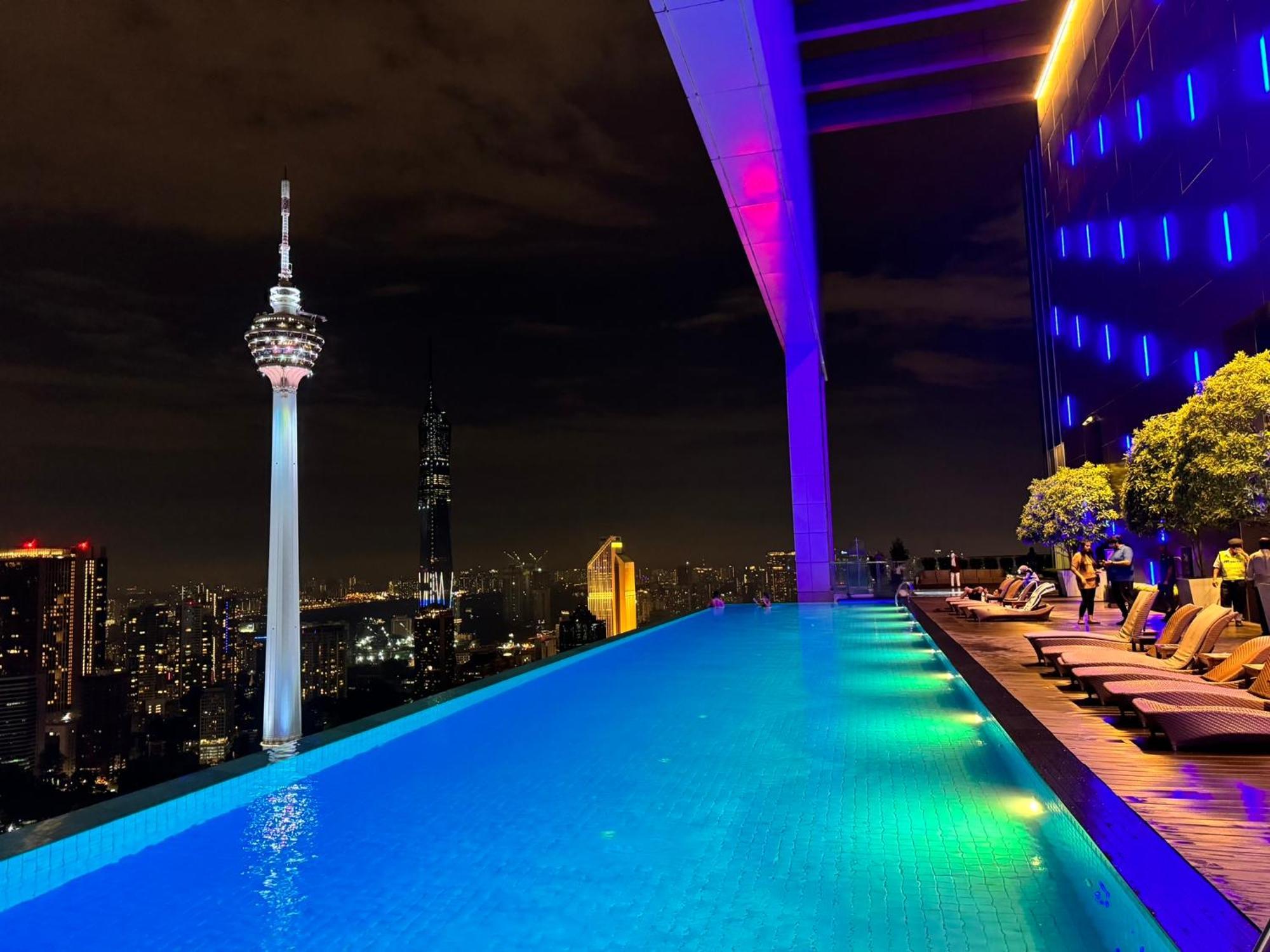 Platinum Klcc By Rainbow Suites クアラルンプール エクステリア 写真